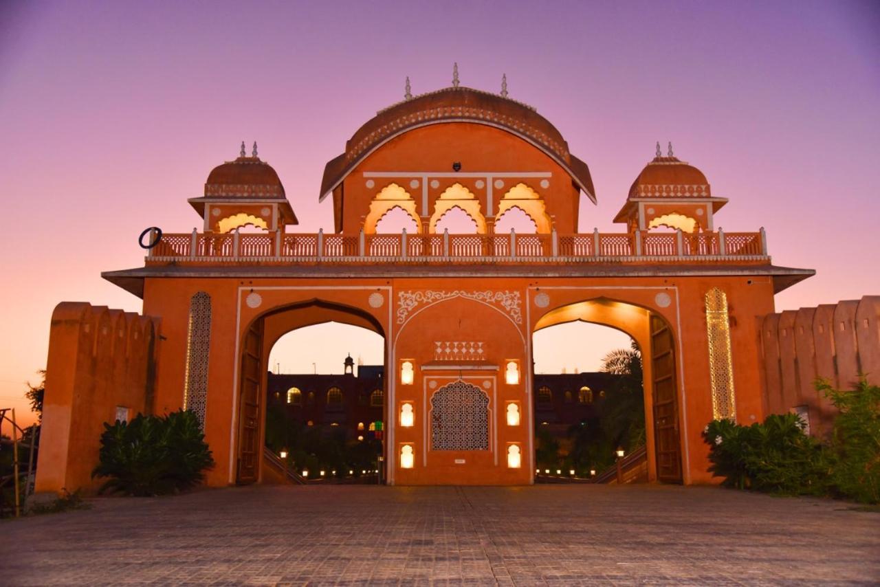 R Chandra'S Palace By Inspira Chomu Buitenkant foto